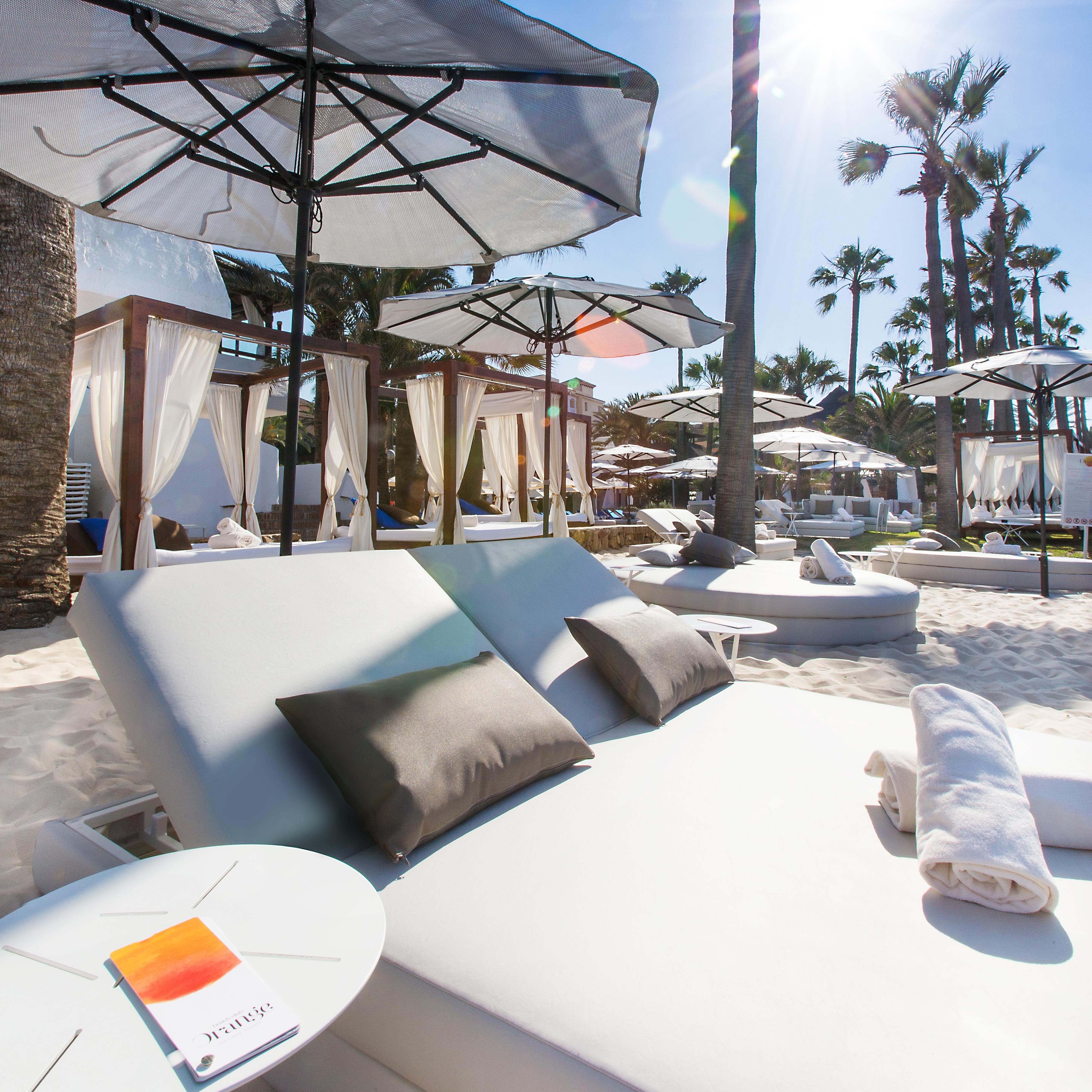 Hotel The Oasis By Don Carlos