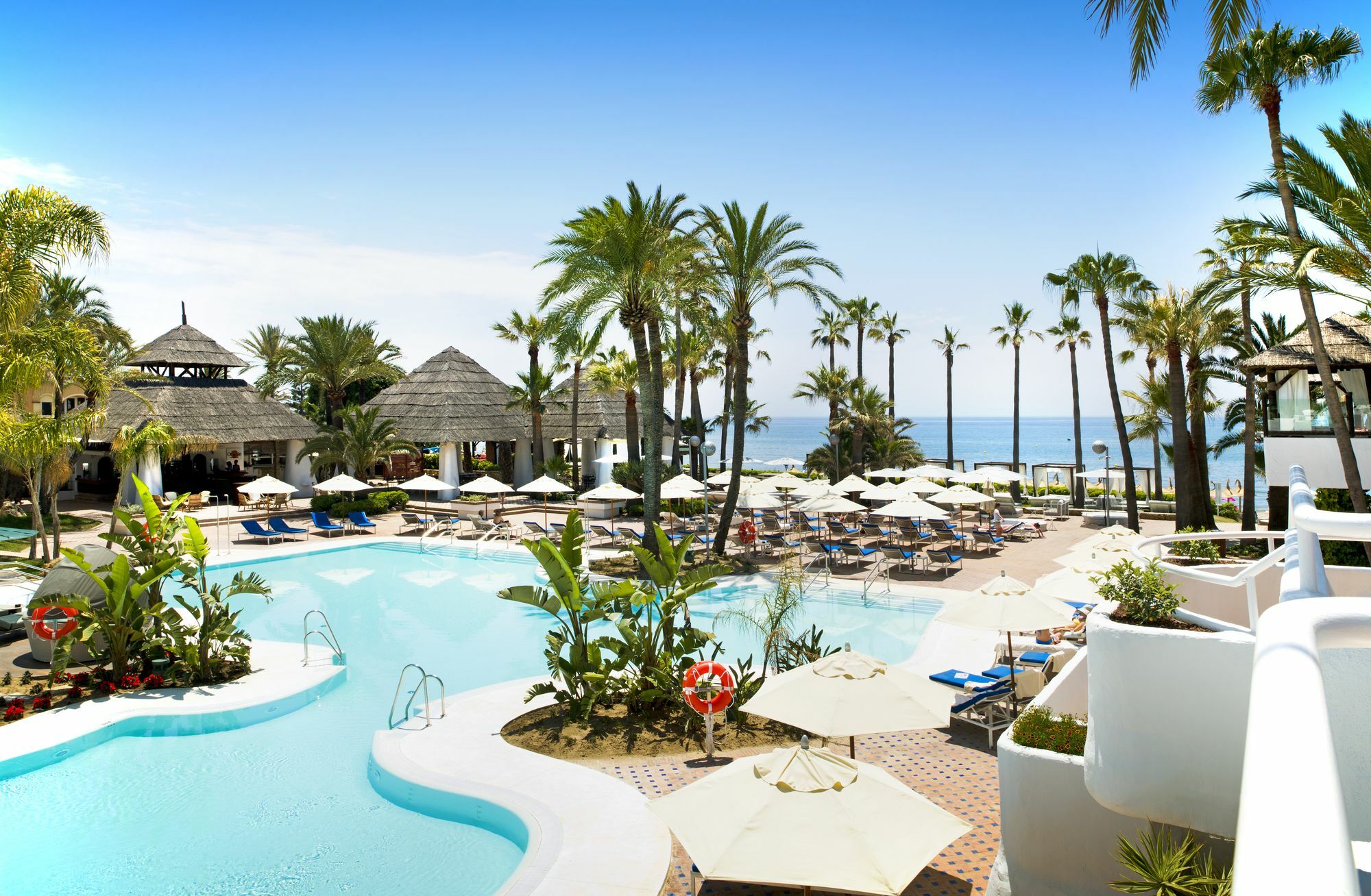 The Oasis By Don Carlos 5*