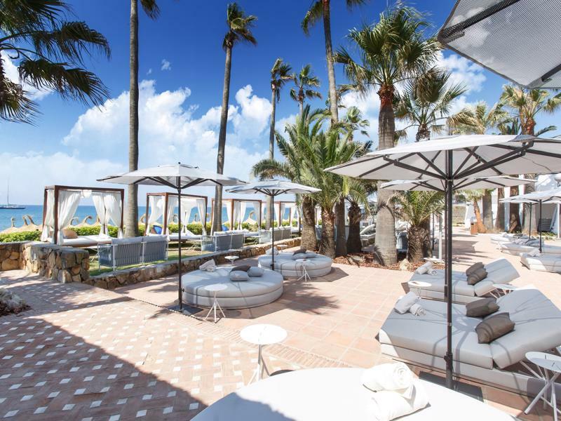 The Oasis By Don Carlos Marbella
