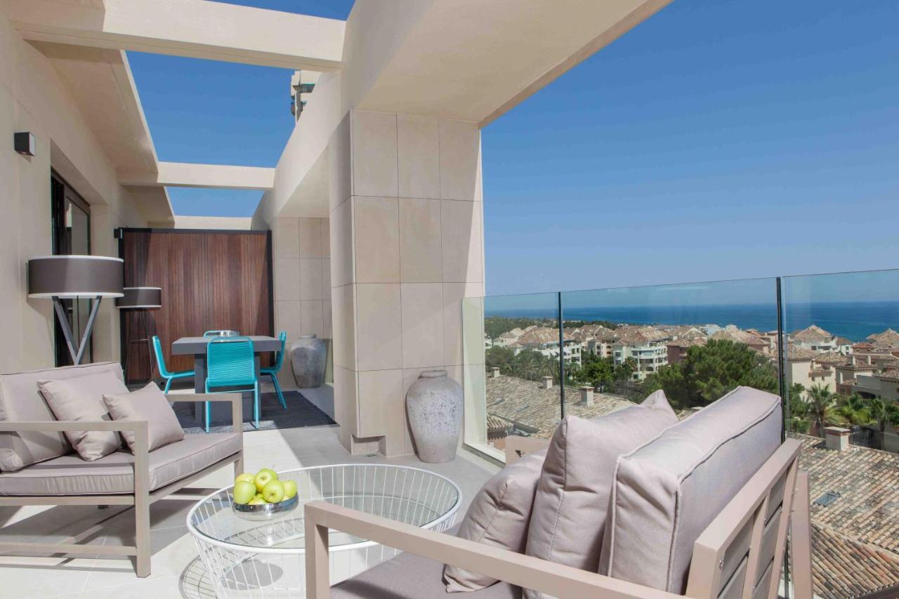 The Oasis By Don Carlos 5*