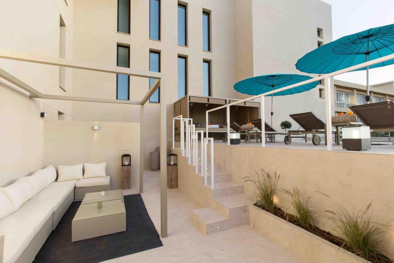 The Oasis By Don Carlos Hotel